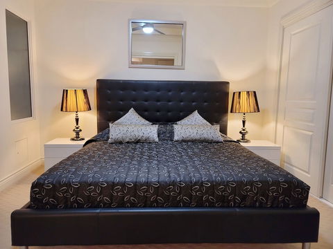 Macarthur Chambers - Kawana Tourism 5