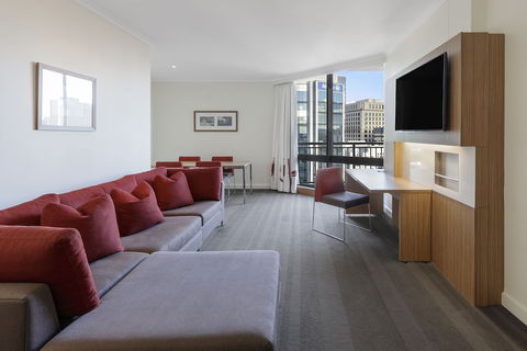 Amora Hotel Brisbane - Kawana Tourism 6