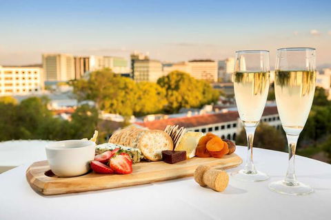 Novotel Canberra - Kawana Tourism 1