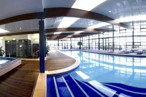 Novotel Canberra - Kawana Tourism 4