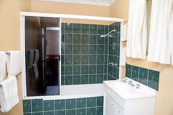 Townview Motel - Kawana Tourism 5