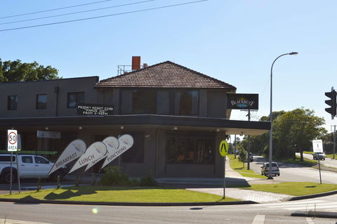 Best Western Blackbutt Inn - Kawana Tourism 4