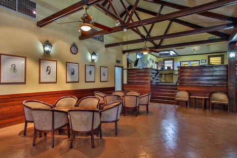 Kimberley Hotel Halls Creek - Kawana Tourism 3
