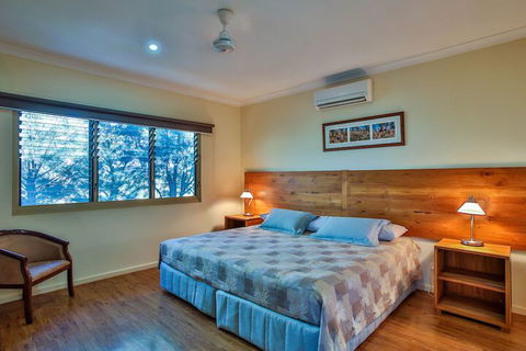 Kimberley Hotel Halls Creek - Kawana Tourism 5