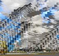 Meriton Suites Broadbeach Gold Coast - Kawana Tourism