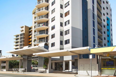 BreakFree Grand Pacific Resort - Kawana Tourism 4