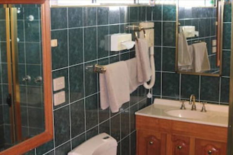 Nandewar Motor Inn - Kawana Tourism 1