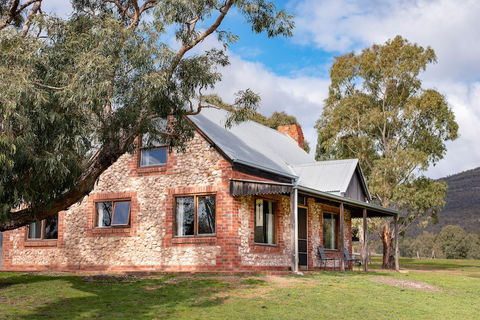 Grampians Pioneer Cottages - Kawana Tourism 1