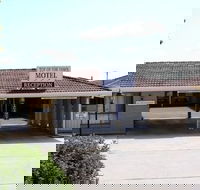 Top Of The Town Motel - Kawana Tourism