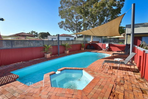 Wentworth Central Motor Inn - Kawana Tourism 3