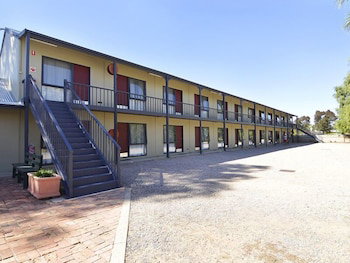 Wentworth Central Motor Inn - Kawana Tourism 0