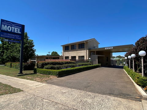 Country Gardens Motel - Kawana Tourism 1