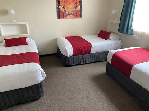 Country Gardens Motel - Kawana Tourism 4