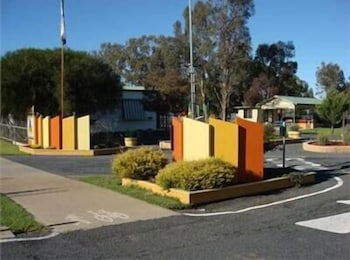 Junee Tourist Park - Kawana Tourism 5