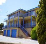 Flat 2 3 Bay Lane - Kawana Tourism