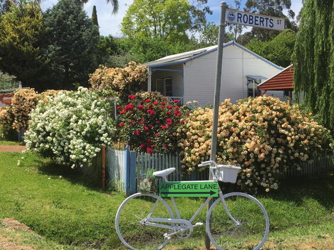 Applegate Lane Chalet - Kawana Tourism 2