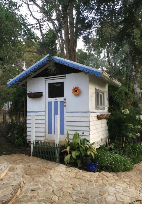 Applegate Lane Chalet - Kawana Tourism 3