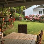 Applegate Lane Chalet - Kawana Tourism 0