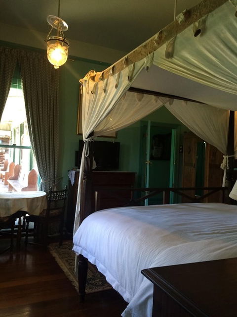 Daly View Bed & Breakfast - Kawana Tourism 4