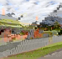 Rose Cottage - Historic Luxury - Kawana Tourism
