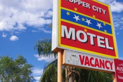 Copper City Motel - Kawana Tourism 3