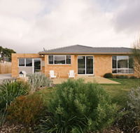 Waterfront Holiday Home Esplanade 54 - Kawana Tourism