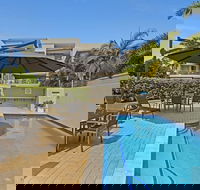 On the Bay Apartments - Kawana Tourism