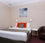 Motel Poinsettia - Kawana Tourism