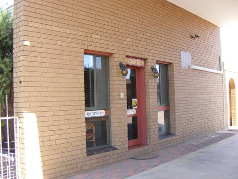Eaglehawk Motel - Kawana Tourism 2
