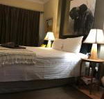 Yellow Gum Bed  Breakfast - Kawana Tourism