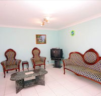 Pelican Place - Kawana Tourism