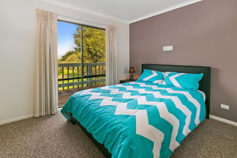 Fairview On Fairhills - Kawana Tourism 4