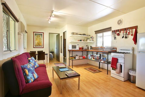 Berry Creek Bush Retreat - Kawana Tourism 7