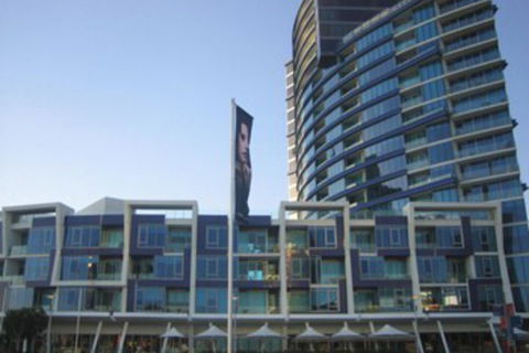 View Apartment At Docklands - Kawana Tourism 4