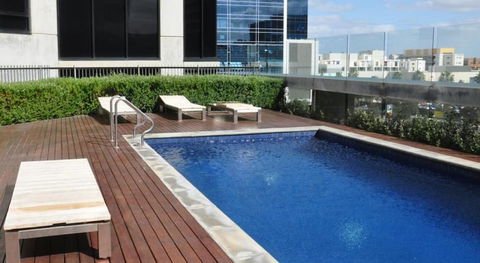AKOM AT Docklands - Kawana Tourism 4