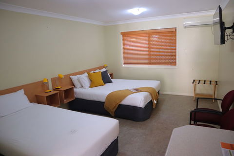 Country Roads Motor Inn Gayndah Qld - Kawana Tourism 6