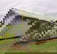 Mena Creek Flower House - Kawana Tourism