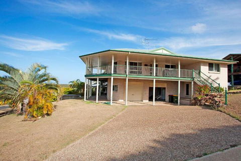 Verandahs - Kawana Tourism 6