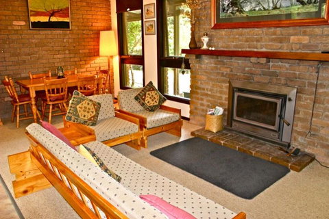Kaighins Place - Kawana Tourism 2