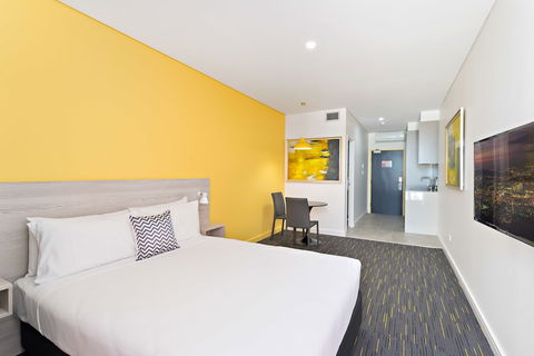 ValueSuites Green Square - Kawana Tourism 3