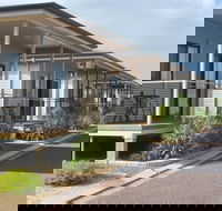 Sundowner Cabin and Tourist Park - Kawana Tourism