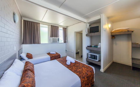 The Australian Hotel Murgon - Kawana Tourism 3
