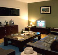 Plomer Beach House - Kawana Tourism