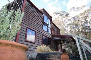 Rutland Cottage - Kawana Tourism 0