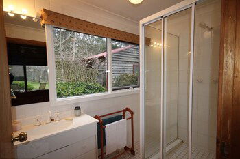 Rutland Cottage - Kawana Tourism 6