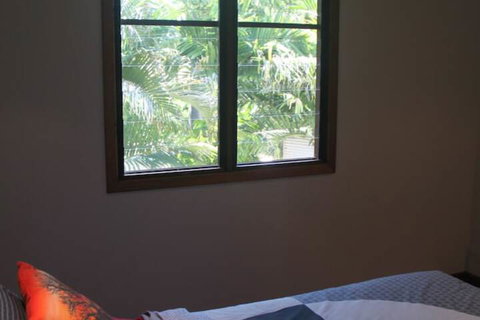 Beach House On Fox - Kawana Tourism 2