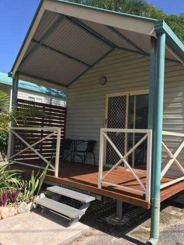 Kingfisher Caravan Park - Kawana Tourism 1