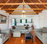 A River Bed Cottage - Kawana Tourism