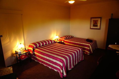 Muswellbrook Northside B & B - Kawana Tourism 3