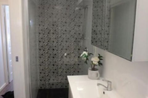 Como Retreat - Kawana Tourism 1